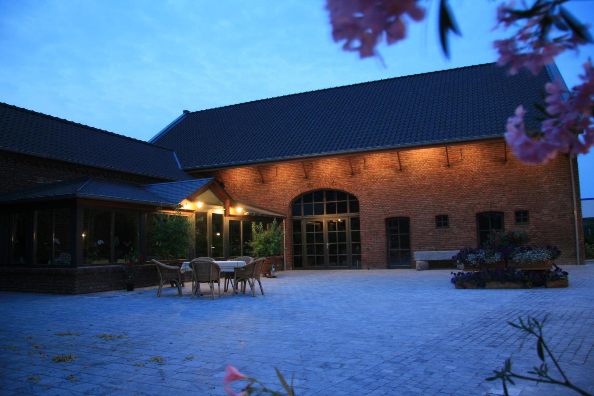 Hotel Oude Eycke มาเซค ภายนอก รูปภาพ